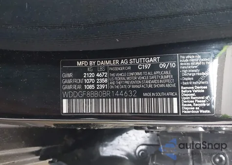 2011 Mercedes-Benz C 300 Luxury 4Matic/Sport 4Matic z USA, uszkodzony, nr VIN WDDGF8BB0BR144632